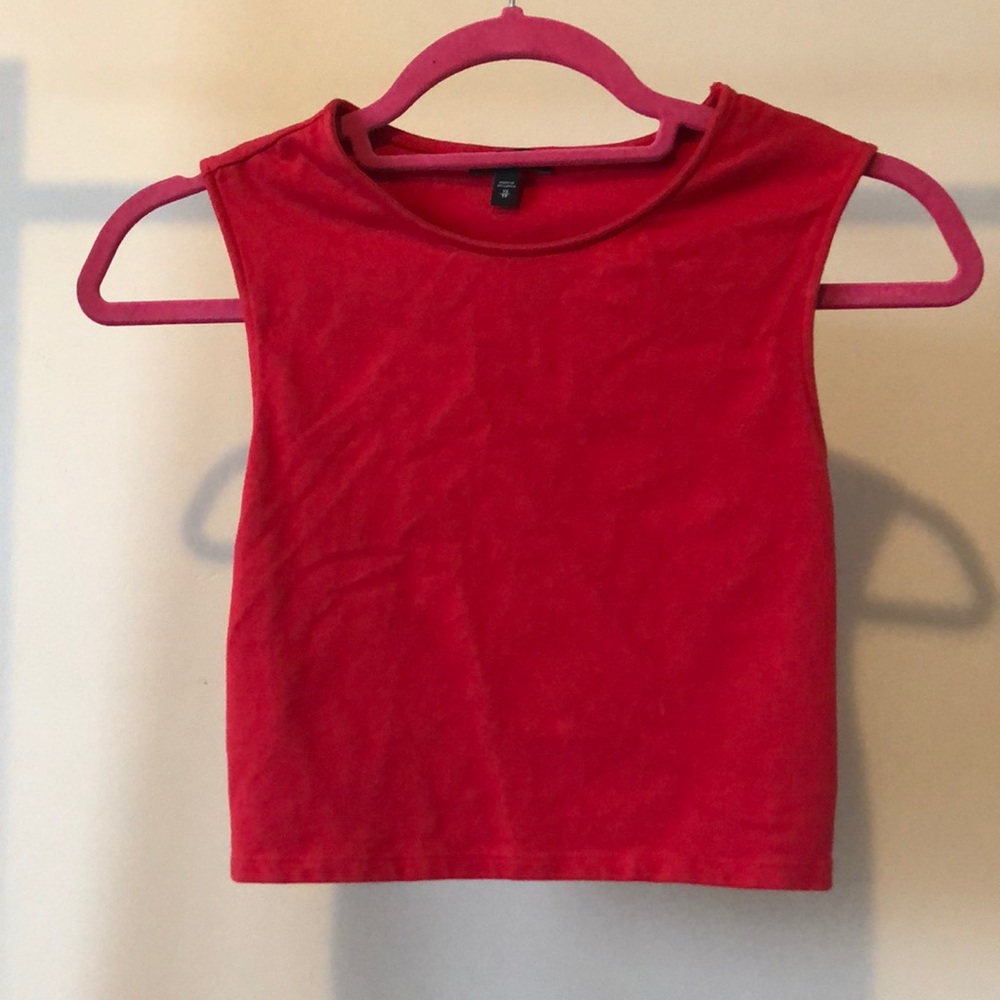 Crop top
